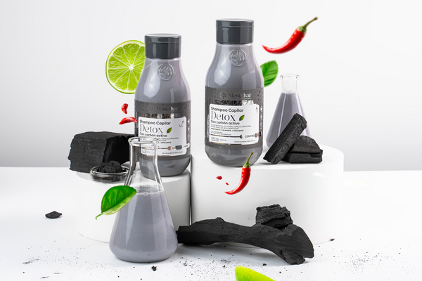 Shampoo Capilar Anti-caspa con carbon activado X550ml
